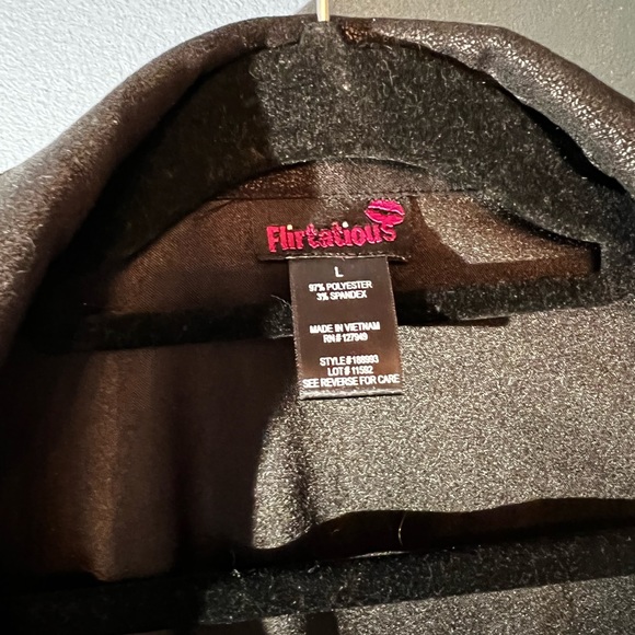 Flirtatious Faux Suede Black Crop Glitter Lapel Jacket Size L - Picture 3 of 3